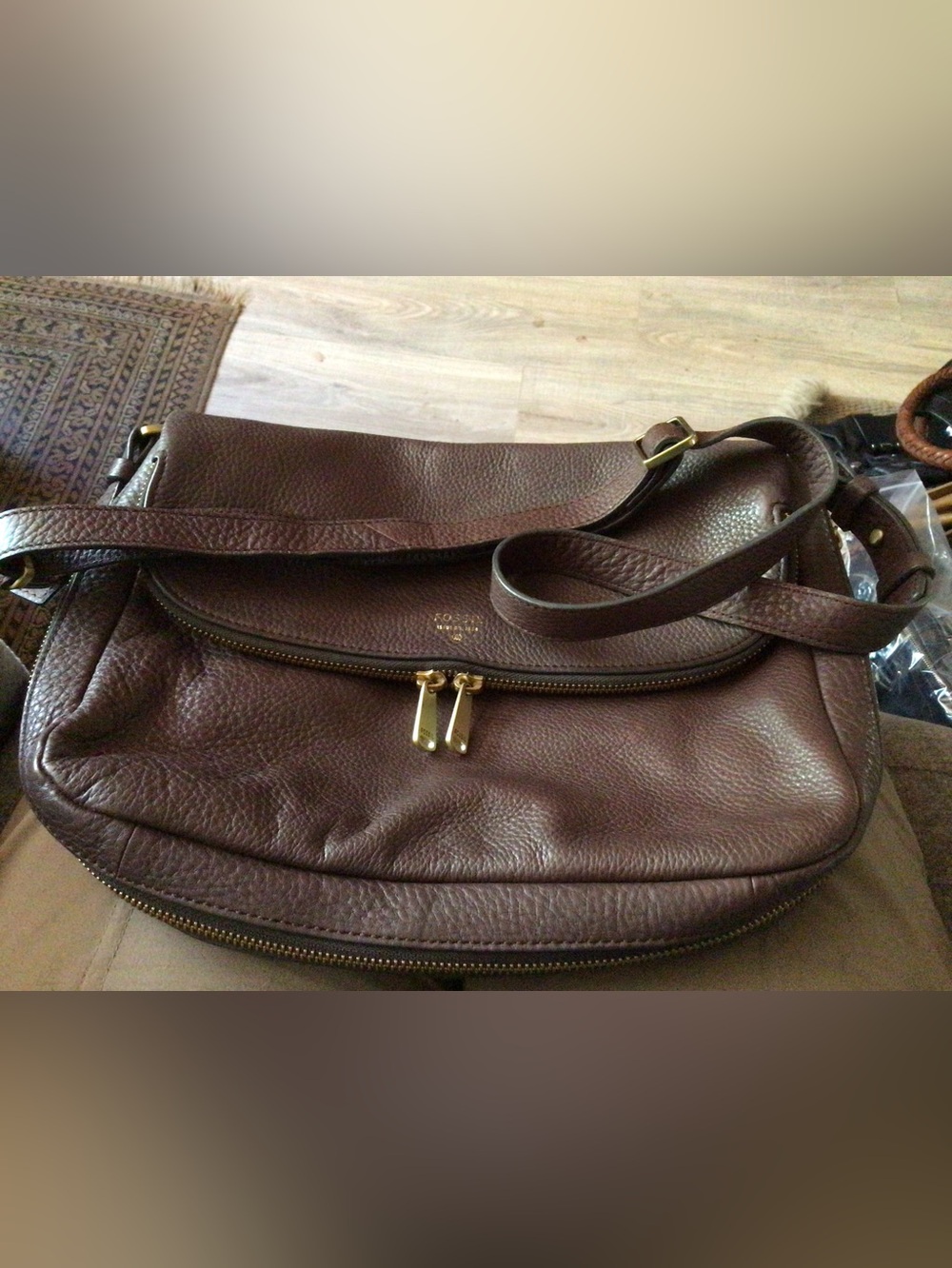 Fossil / Preston Espresso Pebbled Leather Crossbody Bag with Gold Hardware - Picture 4 of 12